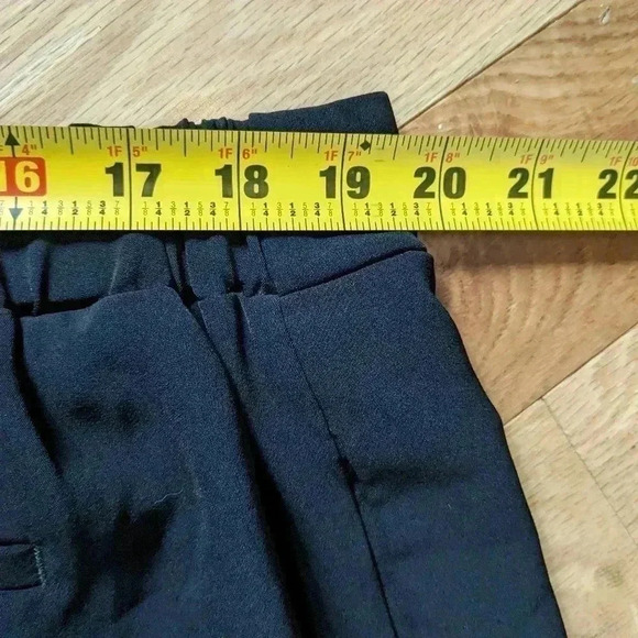 REITMANS plus size CROP pants size  20p all black very chic and classic - Picture 5 of 6